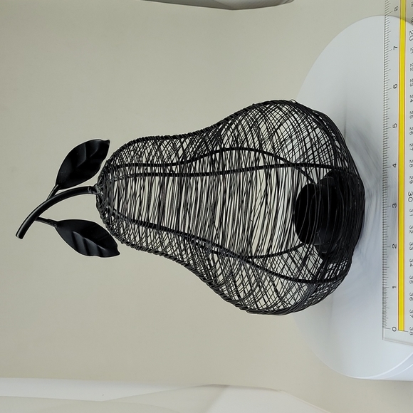 Wire wrapped pear 🍐 shape tealight holder - Picture 2 of 5